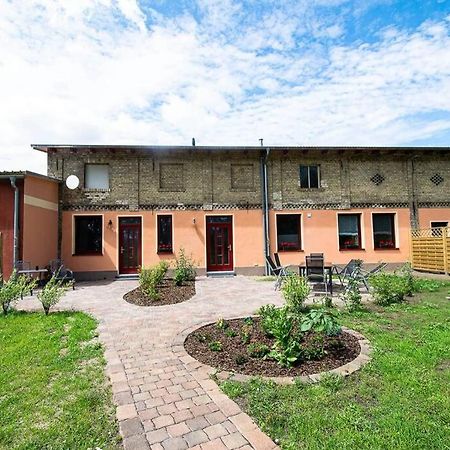 Ferienhaus Mit Terrasse Und Garten In Wandlitz Villa Esterno foto