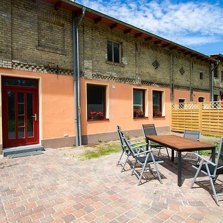 Ferienhaus Mit Terrasse Und Garten In Wandlitz Villa Esterno foto